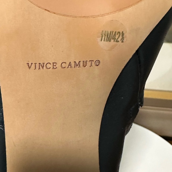 🌸VINCE CAMUTO🌸 Azentela Black Leather Bootie Size: 11M - Picture 13 of 14